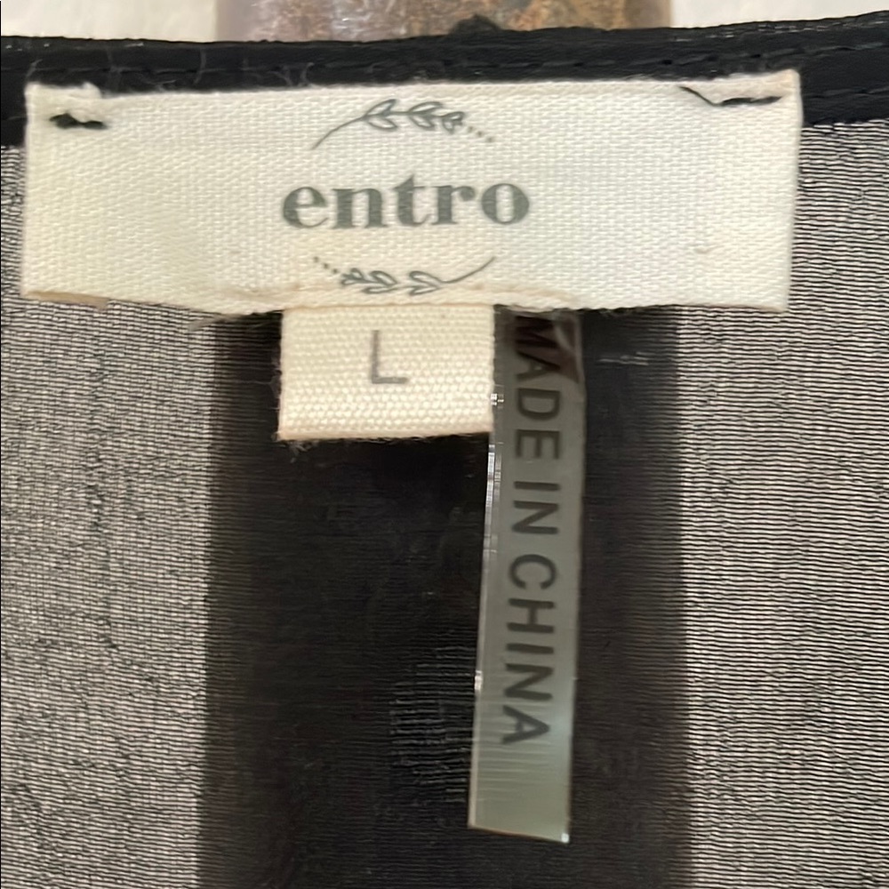 Entro Black Sheer Flutter Sleeve Blouse Gorgeous Top! SZ:L like new - Picture 4 of 14
